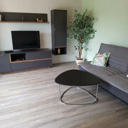 Feriendomizil Am Zeulenrodaer * Zadelsdorf